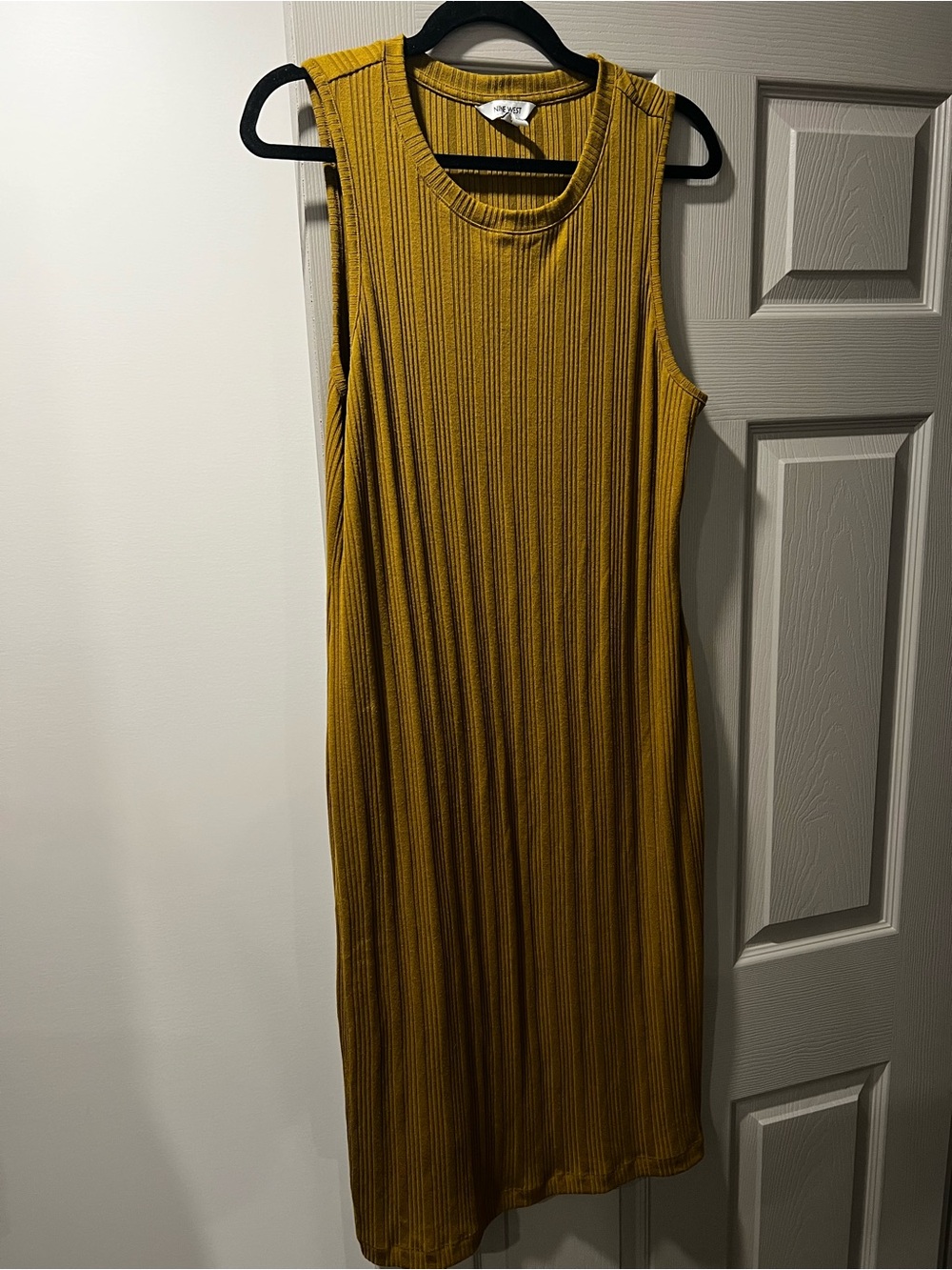 Sleeveless Ribbed Midi Dress in Mustard